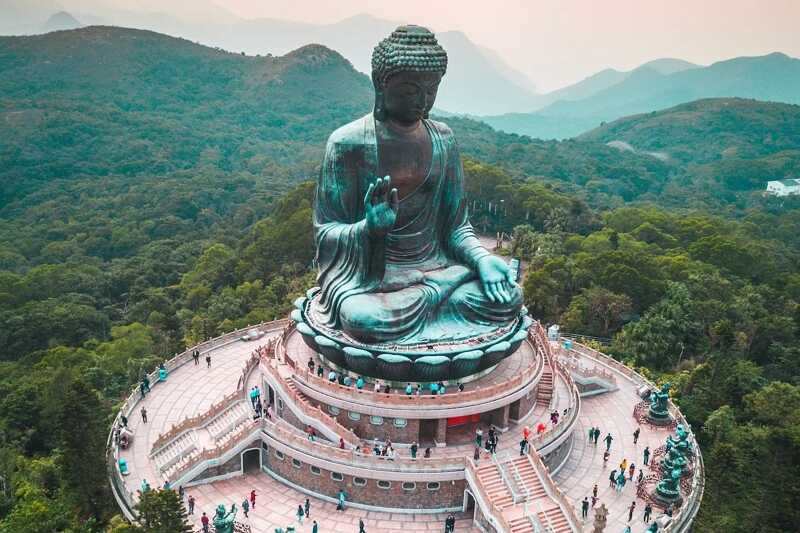 tian tan buddha statue