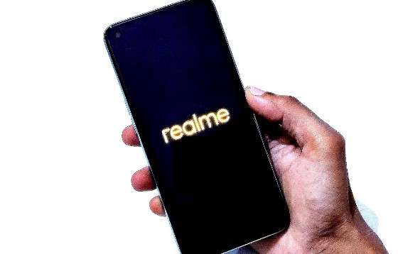 restart realme smartphone