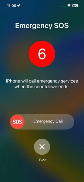 iphone 15 stuck on sos mode