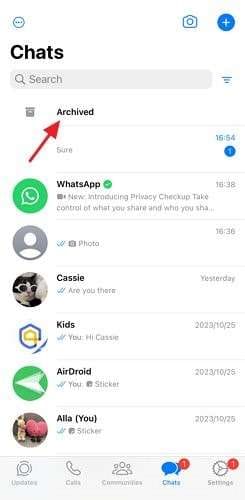 View Archive Chat on iPhone